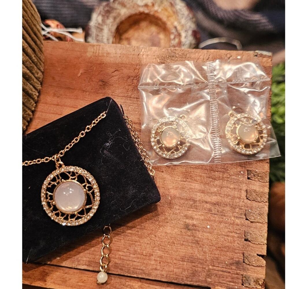 Vintage AVON Opulent Rose Necklace and Earring Set Original Packaging